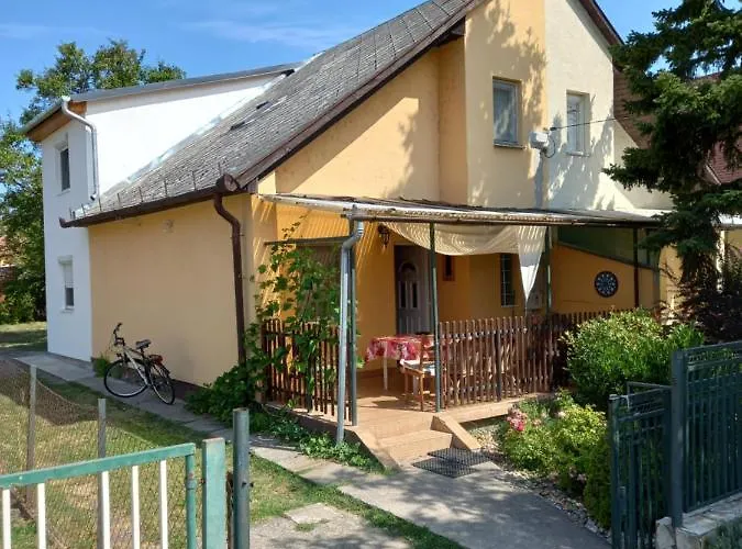 Csalogany Villa Balatonboglar